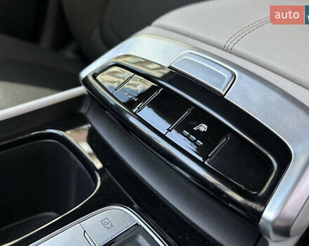 Белый Хендай Туксон, объемом двигателя 2.5 л и пробегом 47 тыс. км за 30000 $, фото 36 на Automoto.ua