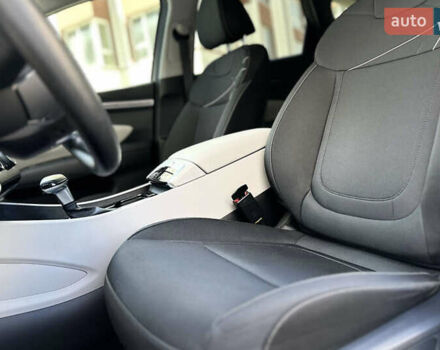 Белый Хендай Туксон, объемом двигателя 2.5 л и пробегом 47 тыс. км за 30000 $, фото 27 на Automoto.ua