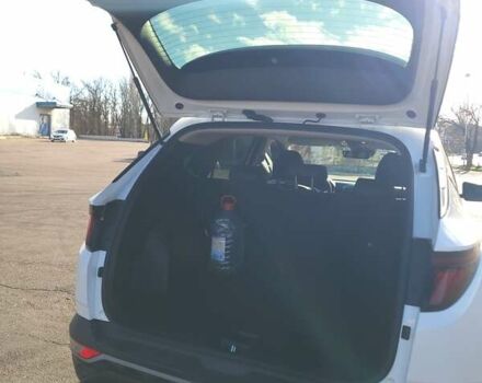 Белый Хендай Туксон, объемом двигателя 2 л и пробегом 108 тыс. км за 27999 $, фото 12 на Automoto.ua