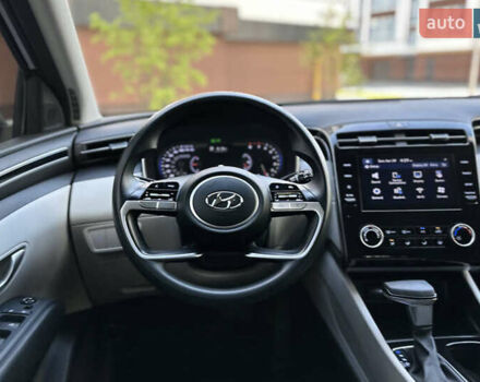 Белый Хендай Туксон, объемом двигателя 2.5 л и пробегом 47 тыс. км за 30000 $, фото 30 на Automoto.ua