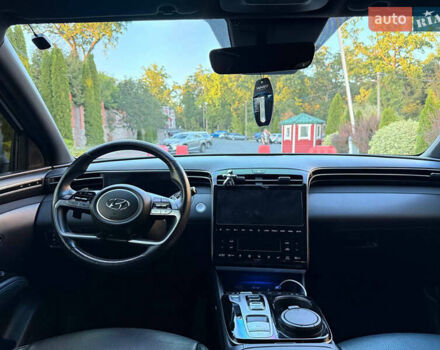 Белый Хендай Туксон, объемом двигателя 1.6 л и пробегом 75 тыс. км за 32000 $, фото 5 на Automoto.ua