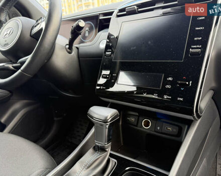 Белый Хендай Туксон, объемом двигателя 2 л и пробегом 41 тыс. км за 24650 $, фото 26 на Automoto.ua