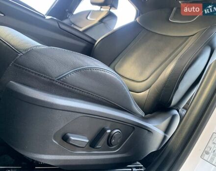 Белый Хендай Туксон, объемом двигателя 1.6 л и пробегом 93 тыс. км за 32999 $, фото 98 на Automoto.ua