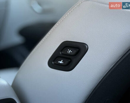 Білий Хендай Туксон, об'ємом двигуна 2 л та пробігом 37 тис. км за 28500 $, фото 19 на Automoto.ua