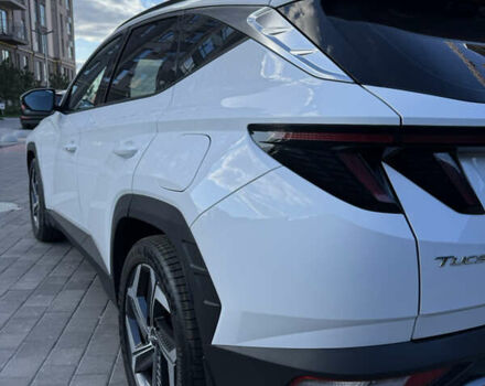 Белый Хендай Туксон, объемом двигателя 2 л и пробегом 58 тыс. км за 26900 $, фото 10 на Automoto.ua