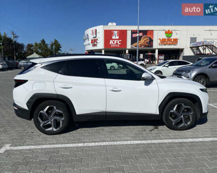 Белый Хендай Туксон, объемом двигателя 1.6 л и пробегом 90 тыс. км за 32700 $, фото 7 на Automoto.ua