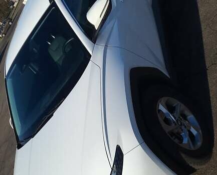 Белый Хендай Туксон, объемом двигателя 2 л и пробегом 108 тыс. км за 27999 $, фото 7 на Automoto.ua