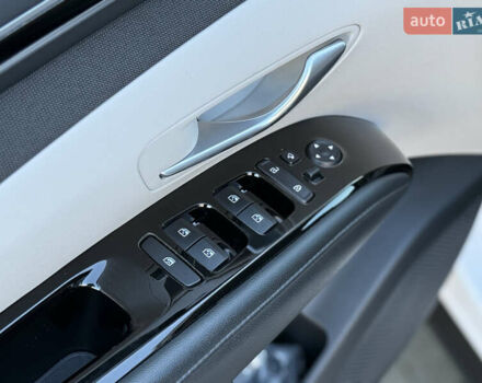 Білий Хендай Туксон, об'ємом двигуна 2 л та пробігом 37 тис. км за 28500 $, фото 9 на Automoto.ua