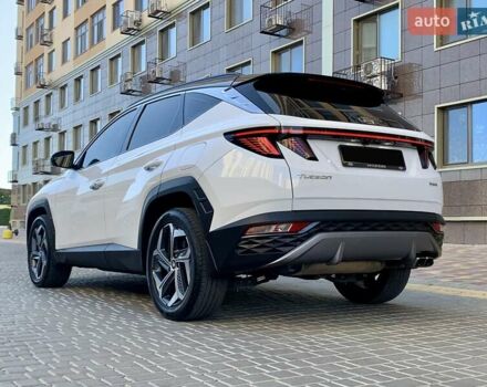 Белый Хендай Туксон, объемом двигателя 1.6 л и пробегом 93 тыс. км за 32999 $, фото 3 на Automoto.ua