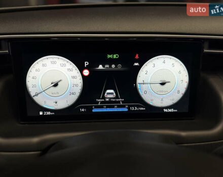 Белый Хендай Туксон, объемом двигателя 2 л и пробегом 96 тыс. км за 23500 $, фото 8 на Automoto.ua