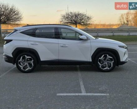 Білий Хендай Туксон, об'ємом двигуна 1.6 л та пробігом 42 тис. км за 32500 $, фото 12 на Automoto.ua