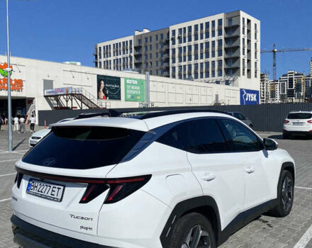 Белый Хендай Туксон, объемом двигателя 1.6 л и пробегом 90 тыс. км за 32700 $, фото 6 на Automoto.ua