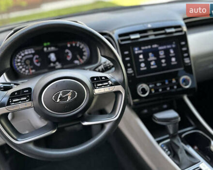 Белый Хендай Туксон, объемом двигателя 2.5 л и пробегом 47 тыс. км за 30000 $, фото 28 на Automoto.ua