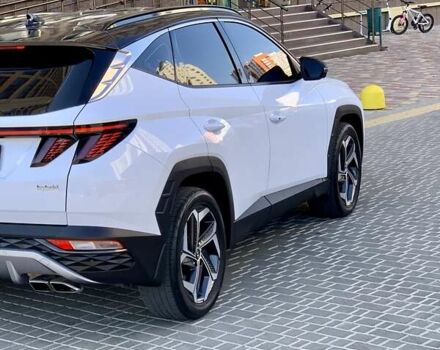 Белый Хендай Туксон, объемом двигателя 1.6 л и пробегом 97 тыс. км за 32800 $, фото 4 на Automoto.ua