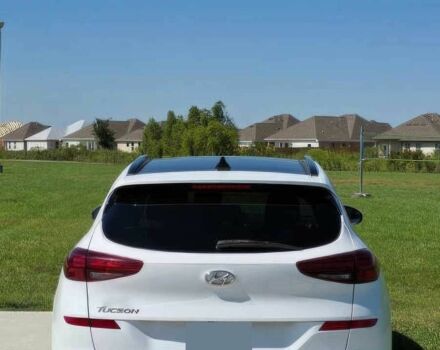 Белый Хендай Туксон, объемом двигателя 2.4 л и пробегом 21 тыс. км за 9800 $, фото 4 на Automoto.ua