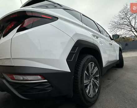 Белый Хендай Туксон, объемом двигателя 2 л и пробегом 123 тыс. км за 22800 $, фото 25 на Automoto.ua