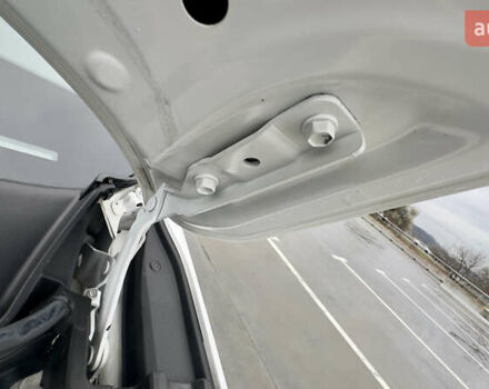 Білий Хендай Туксон, об'ємом двигуна 2 л та пробігом 67 тис. км за 24500 $, фото 61 на Automoto.ua