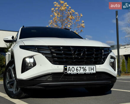 Белый Хендай Туксон, объемом двигателя 2 л и пробегом 147 тыс. км за 23700 $, фото 7 на Automoto.ua