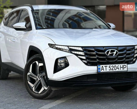 Белый Хендай Туксон, объемом двигателя 2.5 л и пробегом 47 тыс. км за 30000 $, фото 3 на Automoto.ua