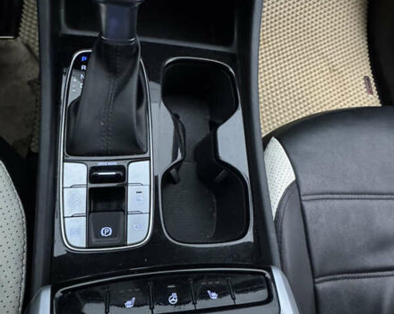 Белый Хендай Туксон, объемом двигателя 2 л и пробегом 89 тыс. км за 28100 $, фото 30 на Automoto.ua