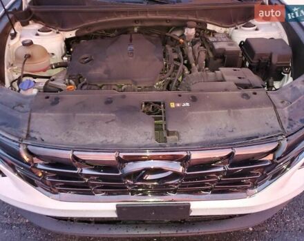 Білий Хендай Туксон, об'ємом двигуна 2.49 л та пробігом 45 тис. км за 6500 $, фото 10 на Automoto.ua