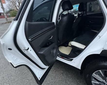 Белый Хендай Туксон, объемом двигателя 2 л и пробегом 89 тыс. км за 28100 $, фото 38 на Automoto.ua