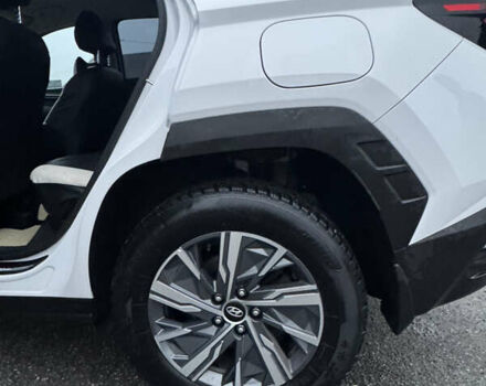 Белый Хендай Туксон, объемом двигателя 2 л и пробегом 89 тыс. км за 28100 $, фото 39 на Automoto.ua