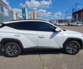 Білий Хендай Туксон, об'ємом двигуна 2 л та пробігом 84 тис. км за 23500 $, фото 3 на Automoto.ua