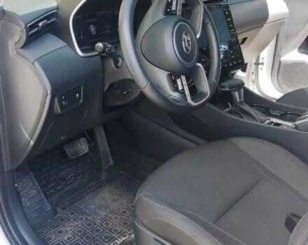 Белый Хендай Туксон, объемом двигателя 2 л и пробегом 16 тыс. км за 32300 $, фото 6 на Automoto.ua