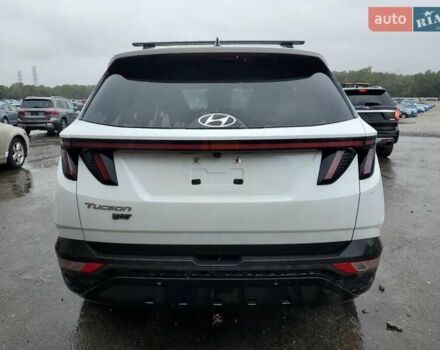 Білий Хендай Туксон, об'ємом двигуна 2.5 л та пробігом 101 тис. км за 7200 $, фото 5 на Automoto.ua