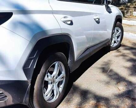 Белый Хендай Туксон, объемом двигателя 2 л и пробегом 16 тыс. км за 32300 $, фото 1 на Automoto.ua