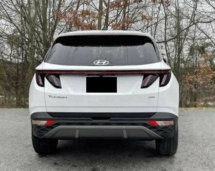 Білий Хендай Туксон, об'ємом двигуна 2.5 л та пробігом 25 тис. км за 11000 $, фото 4 на Automoto.ua