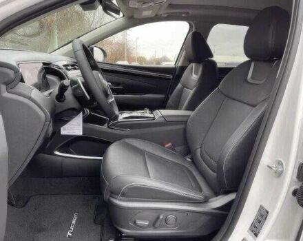 Білий Хендай Туксон, об'ємом двигуна 2.5 л та пробігом 25 тис. км за 11000 $, фото 10 на Automoto.ua