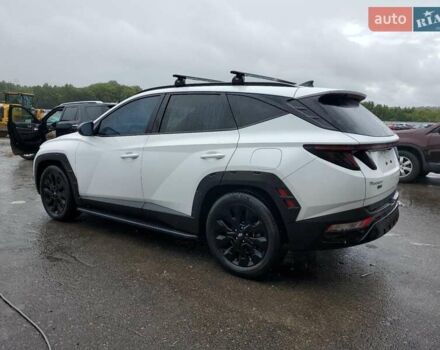 Білий Хендай Туксон, об'ємом двигуна 2.5 л та пробігом 101 тис. км за 7200 $, фото 1 на Automoto.ua