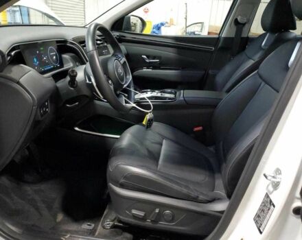 Белый Хендай Туксон, объемом двигателя 1.6 л и пробегом 8 тыс. км за 9000 $, фото 6 на Automoto.ua