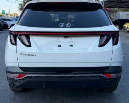 Белый Хендай Туксон, объемом двигателя 2.5 л и пробегом 11 тыс. км за 6200 $, фото 4 на Automoto.ua