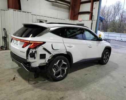 Белый Хендай Туксон, объемом двигателя 1.6 л и пробегом 8 тыс. км за 9000 $, фото 2 на Automoto.ua