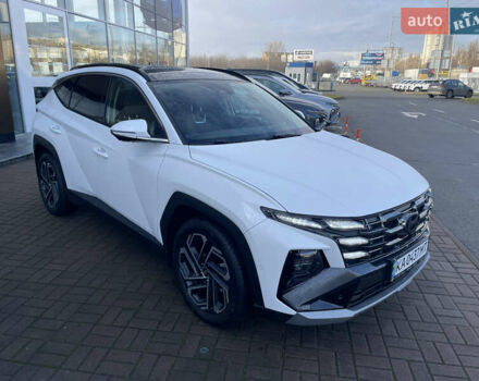 Белый Хендай Туксон, объемом двигателя 2.5 л и пробегом 3 тыс. км за 38243 $, фото 2 на Automoto.ua