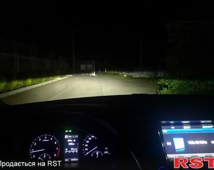 Білий Хендай Туксон, об'ємом двигуна 2.5 л та пробігом 86 тис. км за 20900 $, фото 13 на Automoto.ua