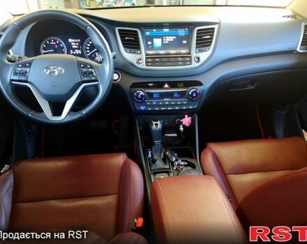 Білий Хендай Туксон, об'ємом двигуна 2.5 л та пробігом 86 тис. км за 20900 $, фото 2 на Automoto.ua