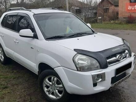 Білий Хендай Туксон, об'ємом двигуна 1.99 л та пробігом 191 тис. км за 9300 $, фото 1 на Automoto.ua