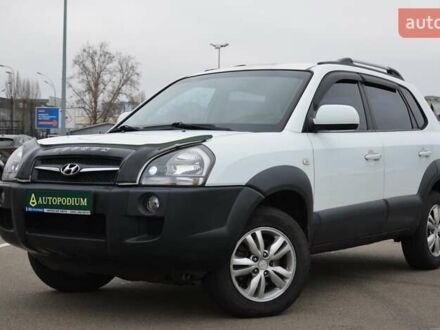 Білий Хендай Туксон, об'ємом двигуна 1.98 л та пробігом 186 тис. км за 8777 $, фото 1 на Automoto.ua