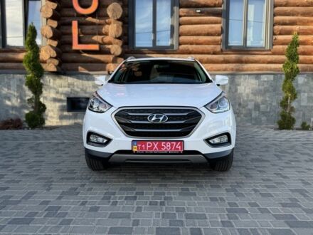 Белый Хендай Туксон, объемом двигателя 2 л и пробегом 163 тыс. км за 14000 $, фото 1 на Automoto.ua