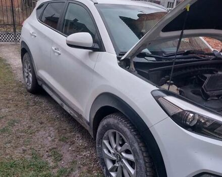 Білий Хендай Туксон, об'ємом двигуна 2 л та пробігом 160 тис. км за 8300 $, фото 1 на Automoto.ua
