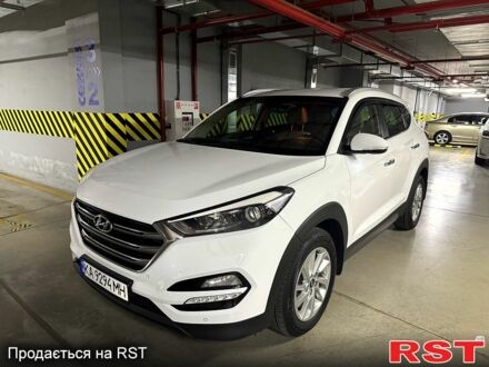 Хендай Туксон 2016 в Одессе на Automoto.ua Белый Хендай Туксон, объемом двигателя 2 л и пробегом 180 тыс. км за 21000 $, фото 1 на Automoto.ua