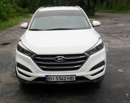 Белый Хендай Туксон, объемом двигателя 2 л и пробегом 110 тыс. км за 16200 $, фото 1 на Automoto.ua
