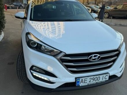 Білий Хендай Туксон, об'ємом двигуна 2 л та пробігом 168 тис. км за 16900 $, фото 1 на Automoto.ua