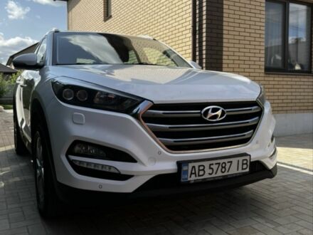 Хендай Туксон 2016 в Виннице на Automoto.ua Белый Хендай Туксон, объемом двигателя 2 л и пробегом 220 тыс. км за 17200 $, фото 1 на Automoto.ua