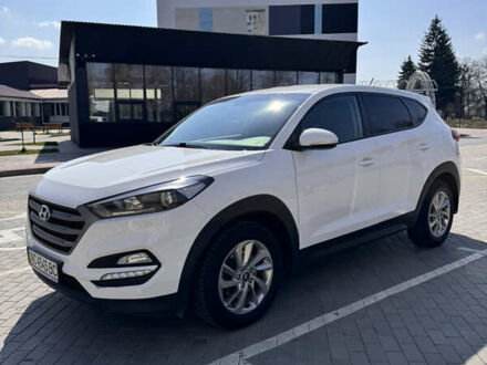 Хендай Туксон 2017 в Луцке на Automoto.ua Белый Хендай Туксон, объемом двигателя 2 л и пробегом 152 тыс. км за 21200 $, фото 1 на Automoto.ua