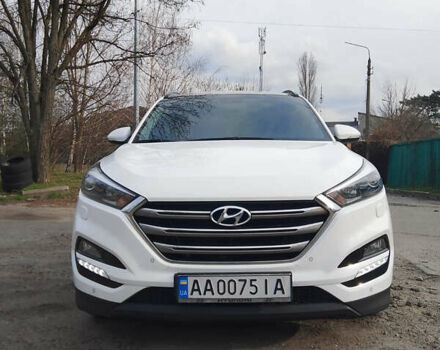 Білий Хендай Туксон, об'ємом двигуна 2 л та пробігом 68 тис. км за 27000 $, фото 1 на Automoto.ua
